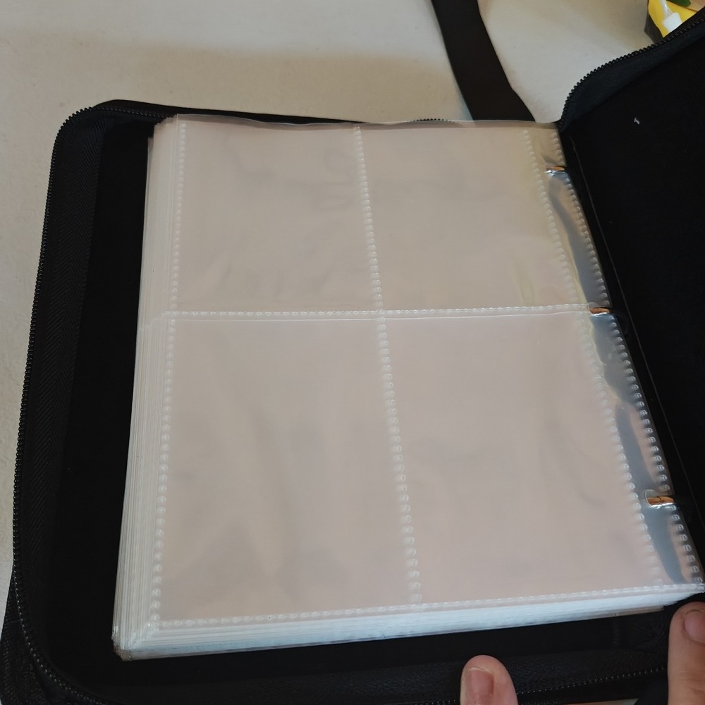 Lot of 10 TCGAMES Pikachu Zip Binder 50 2x2 Pages Pokemon Organizer Yellow - Picture 3 of 4